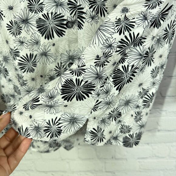 Westbound Button Down Shirt Women Plus 24W Wrinkle Free Fairy Cottage Floral Top - Picture 5 of 12